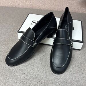 SENSO Black Loafers with White Stitching